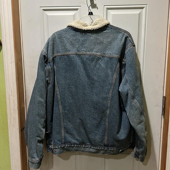 Brand new Levi’s Sherpa - Picture 2 of 7
